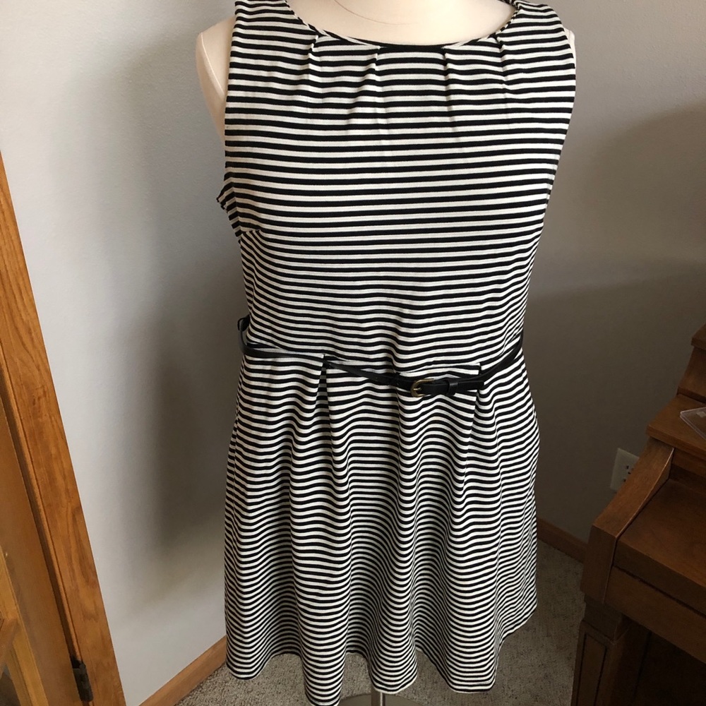 Black and white striped dress XXL